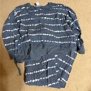 Secret Treasures Women’s Lounge Set